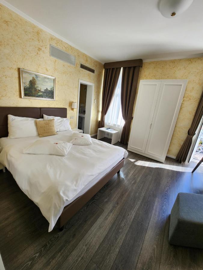Hotel Millennium 3*